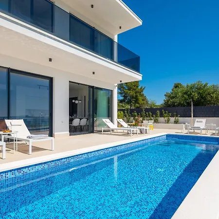 Vila Olive Trogir
